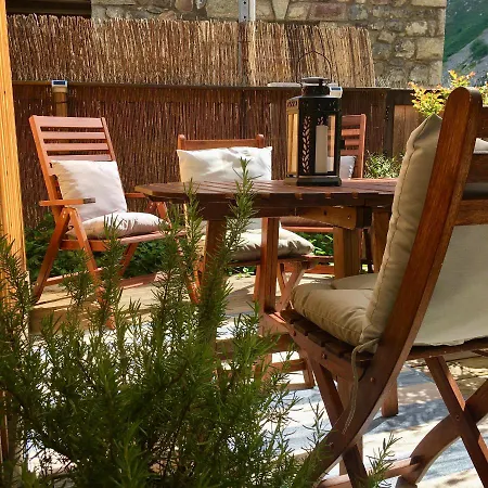 Casas Rurales De Country house Cain